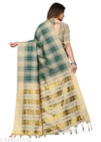 SM Women Cotton Blend Checked Saree with Solid Blouse