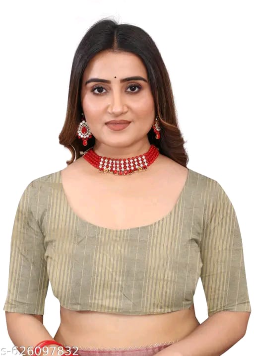 SM Women Cotton Blend Checked Saree with Solid Blouse