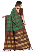 SM Women Cotton Blend Checked Saree with Solid Blouse