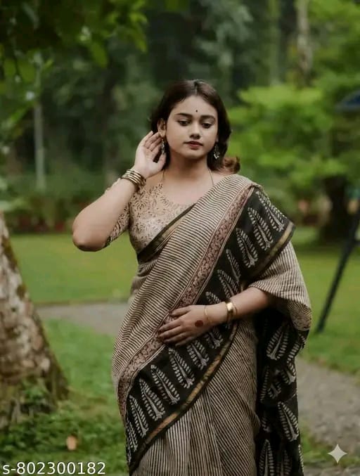 SM Women Cotton Linen Embellished Saree
