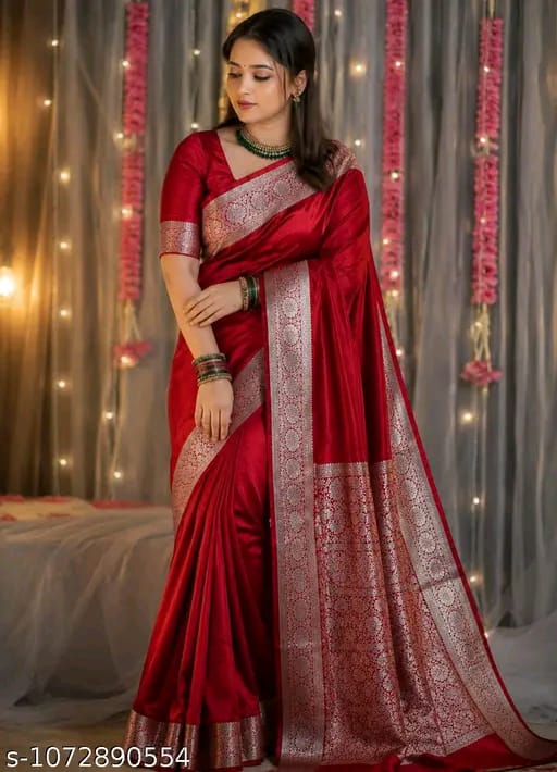SM Women Silk Blend Solid Saree