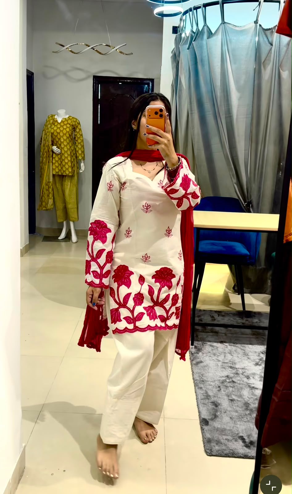 SM Designer Slub Rayon Kurti & Farshi Set with Heavy Embroidery