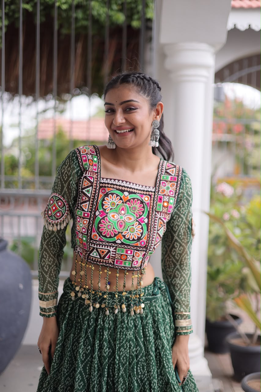 SM NAVRATRI SPECIAL BANDHANI & KUTCHI LEHENGA SET