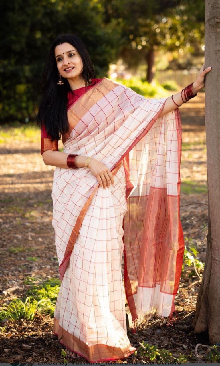 SM Premium Linen Festive Saree with Digital Print & Zari Weaving Blouse