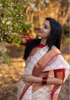 SM Premium Linen Festive Saree with Digital Print & Zari Weaving Blouse