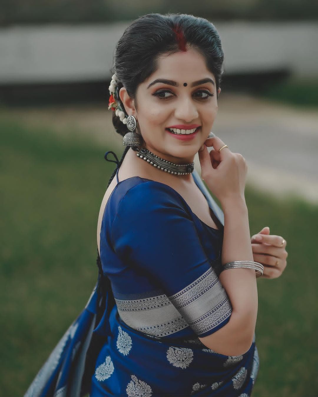 SM Traditional Soft Lichi Silk Saree with All-Over Jacquard Weaving