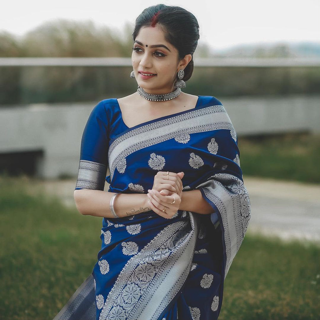SM Traditional Soft Lichi Silk Saree with All-Over Jacquard Weaving
