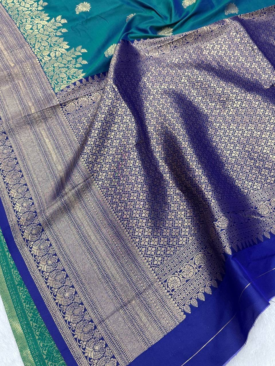 SM Premium Kanjivaram Soft Silk Saree with Copper Zari Jaal Weaving