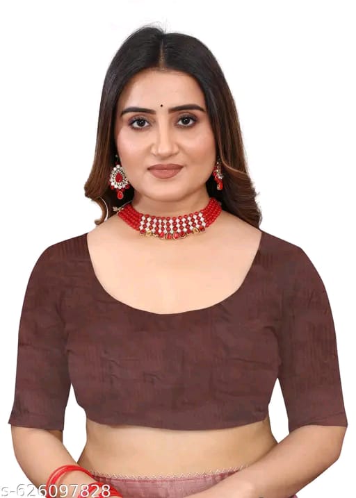 SM Women Cotton Blend Checked Saree with Solid Blouse