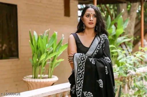 SM Women Cotton Linen Printed Saree with Solid Blouse